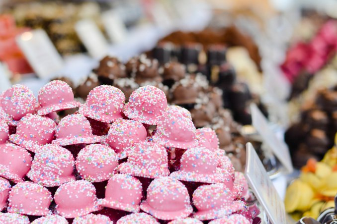 pasticcini mandorle divino amore glassa rosa