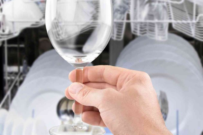 come avere bicchieri brillanti in lavastoviglie