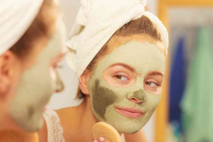 come detergere il viso