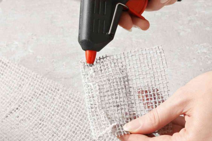 come incollare i materiali