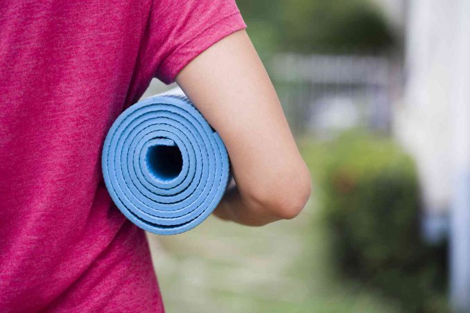 come lavare i tappetini da yoga