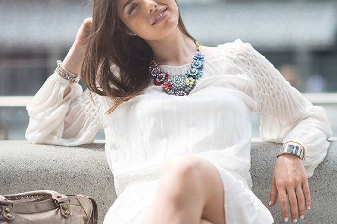 8 regole per un look da ufficio fresco e comodo in estate