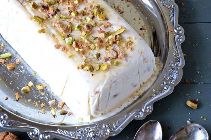 Semifreddo agli amaretti