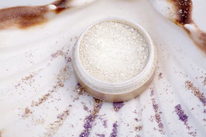 make-up inverno, ombretto bianco, trucco occhi