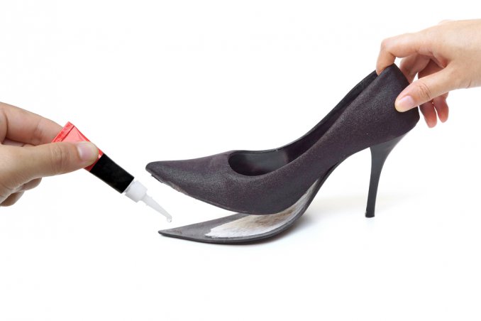 scarpe scollate, aggiustare scarpe