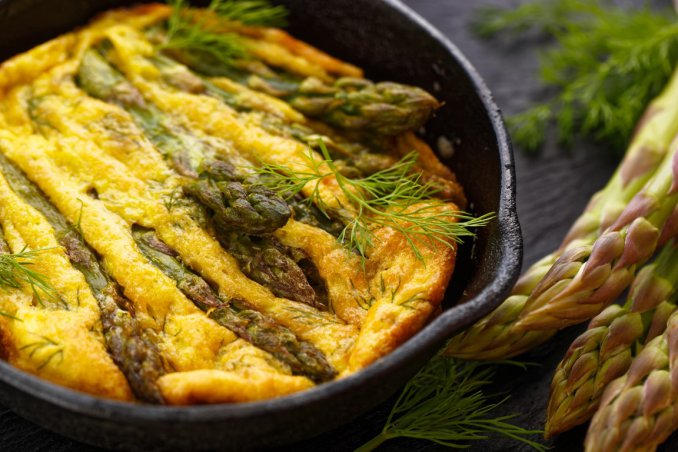 frittata, patate, asparagi
