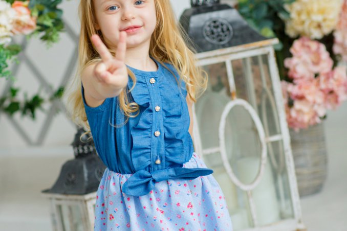 riciclo creativo vestito bambina