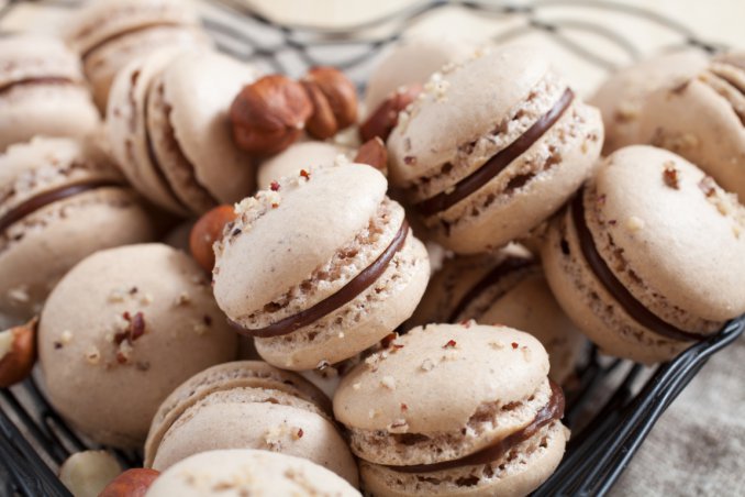 macarons nocciola crema mou cioccolato