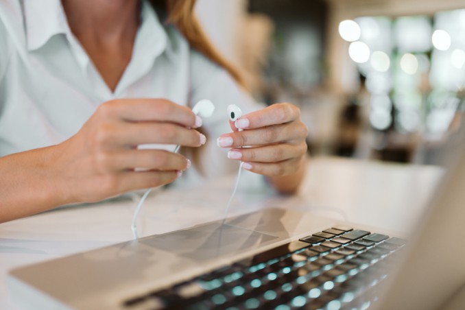 come pulire cuffiette, come pulire auricolari