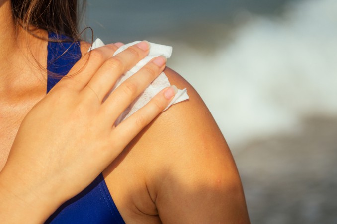 come togliere abbronzatura, come rimuovere abbronzatura