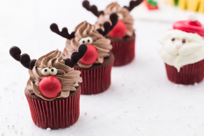 cupcake natale panna, cupcake natalizi panna, cupcake natale decorati