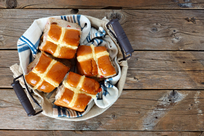 Hot cross buns