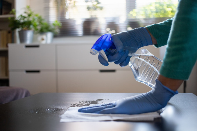 Come pulire una stanza a fondo