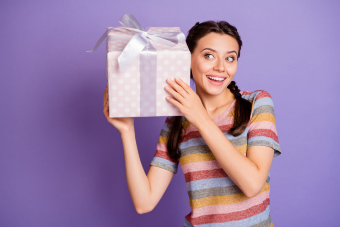 pacco sorpresa adolescente