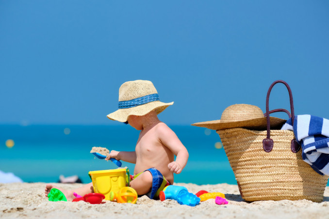 indispensabili spiaggia bambini